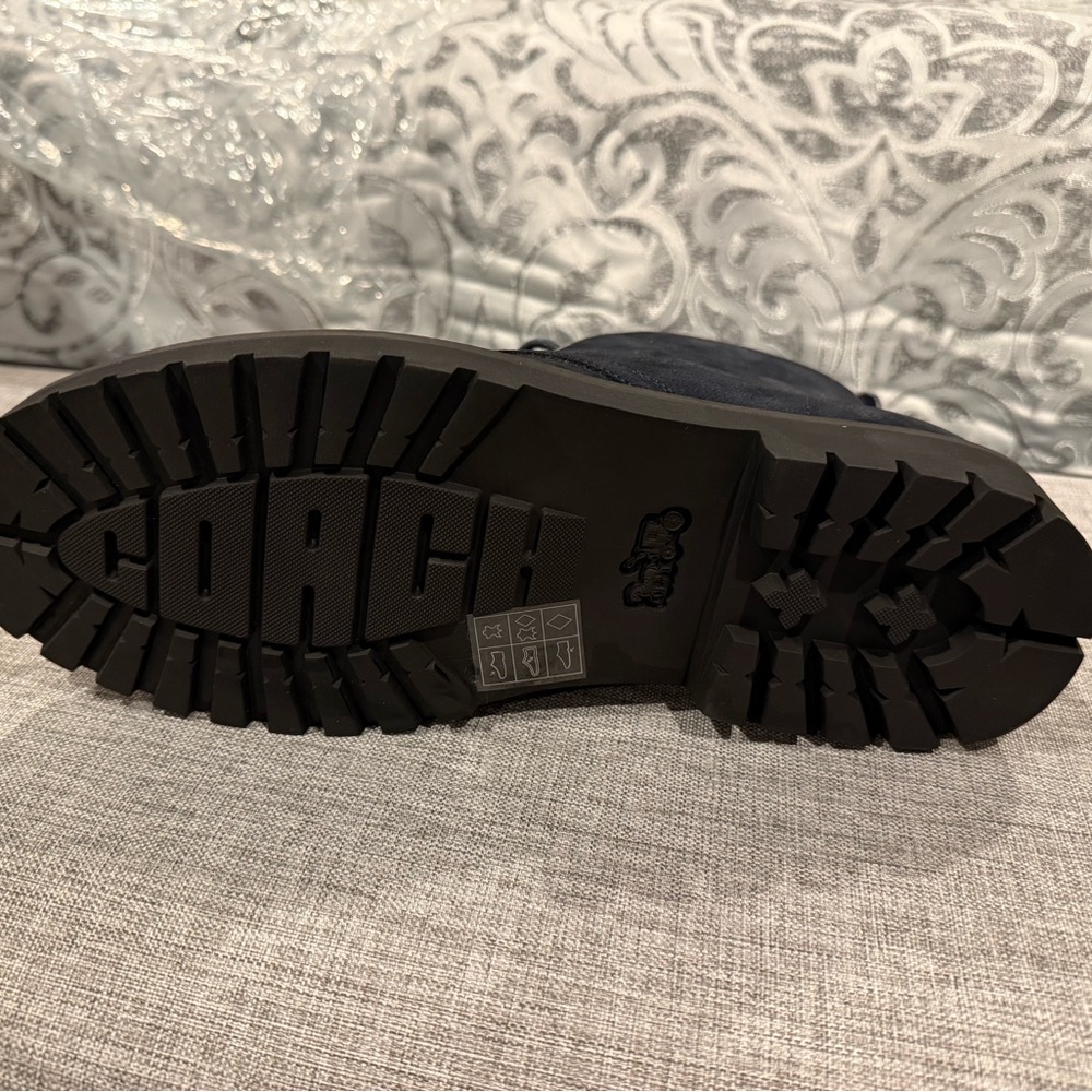 Coach Desert Boots, a chukka-style ankle boot crafted from suede 9 NWT - Picture 5 of 5